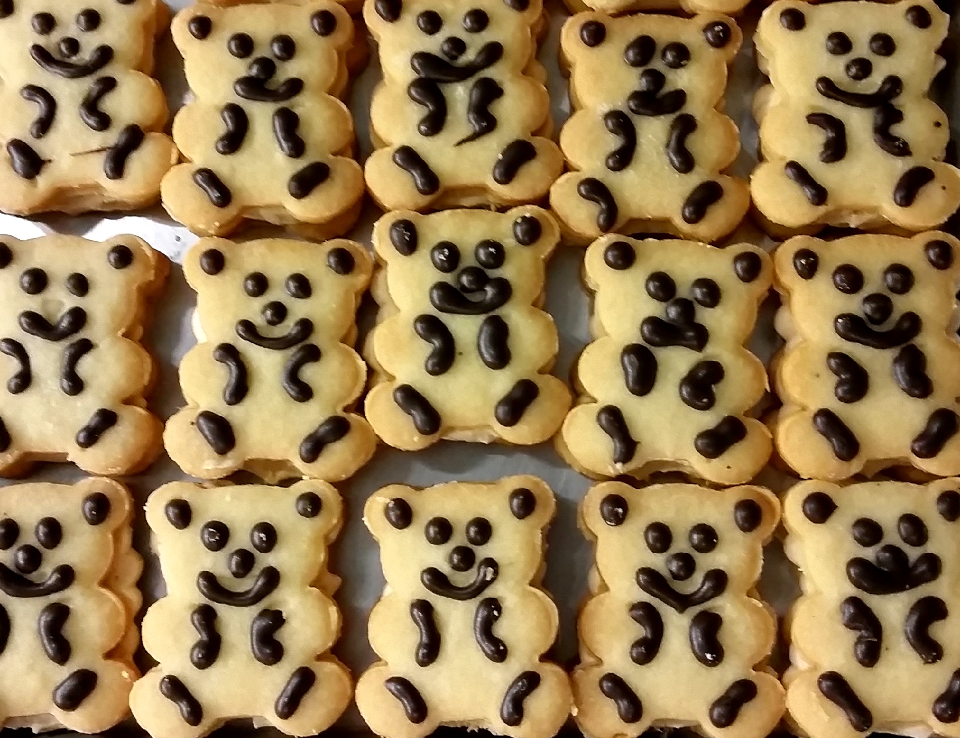 https://www.panificiopasticceriacentrale.com/wp-content/uploads/2018/10/Orsetti-Pasticceria-Centrale-Genova-Nervi.jpg